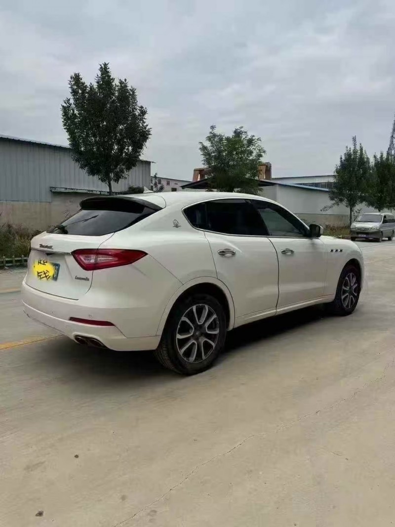 菏泽17年玛莎拉蒂Levante7