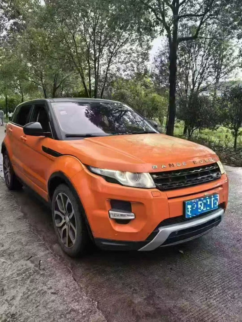 安庆15年路虎极光2