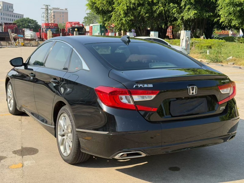 萍乡20年本田雅阁4