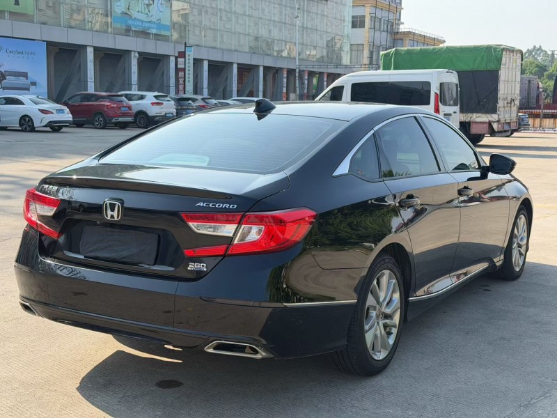 萍乡20年本田雅阁5