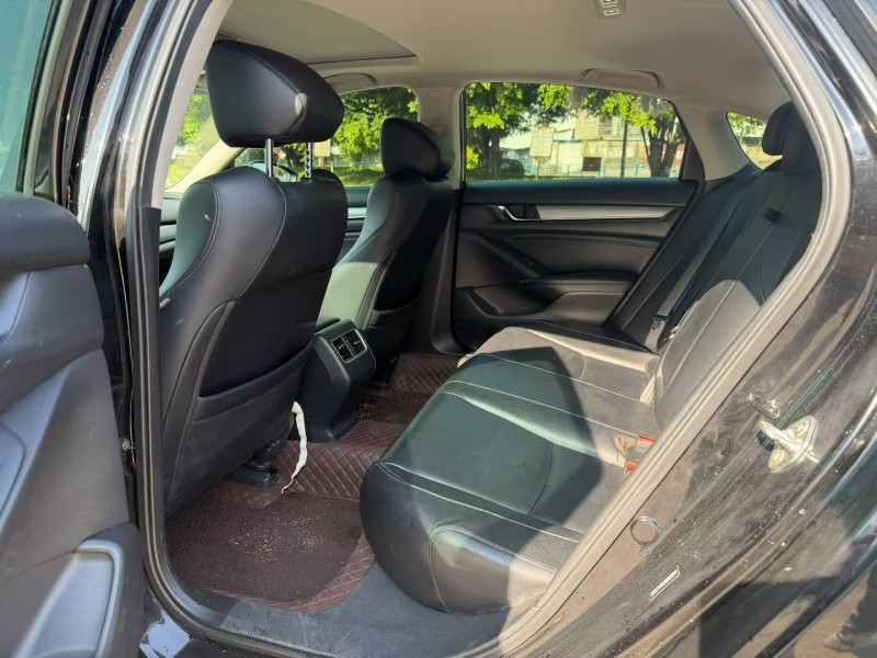 萍乡20年本田雅阁7