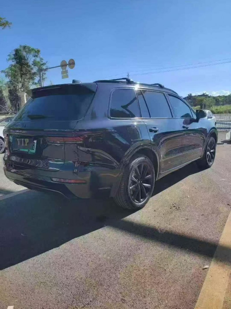 保山22年理想理想ONE8