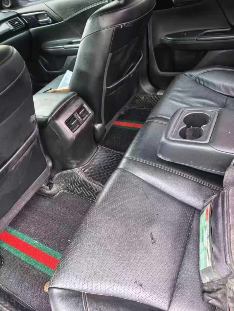 平顶山16年本田雅阁5