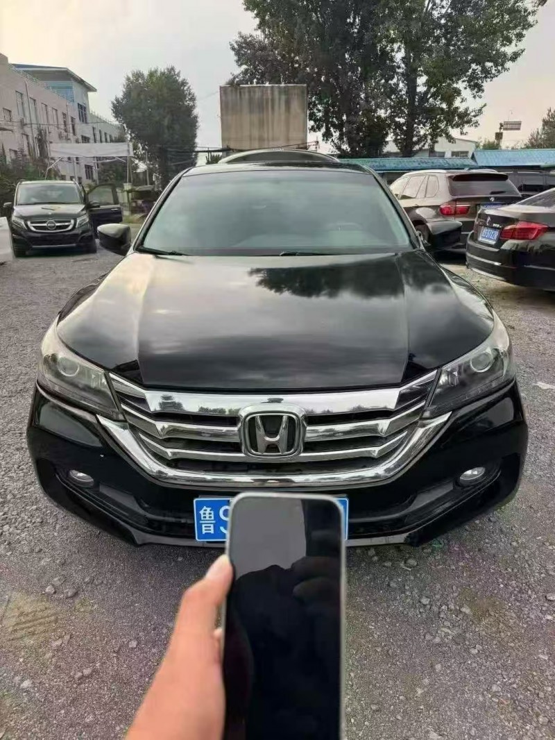 枣庄16年本田雅阁1