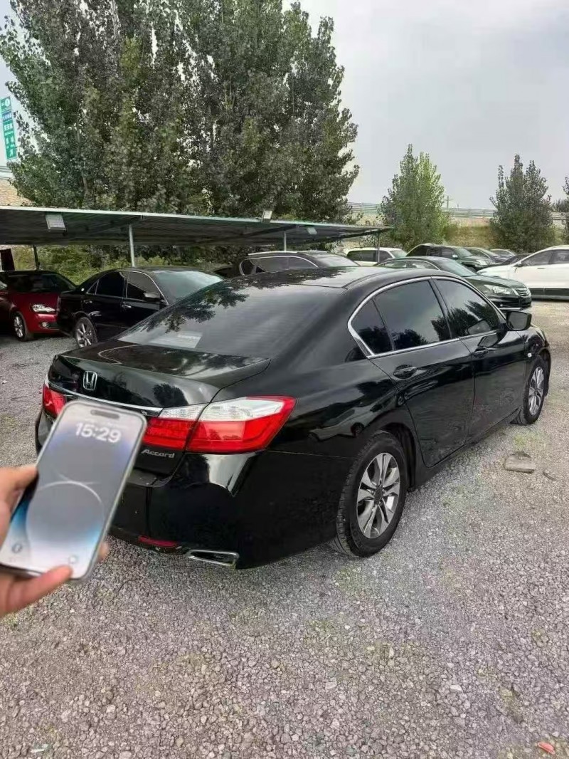 枣庄16年本田雅阁4