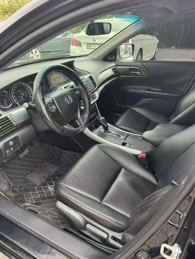 枣庄16年本田雅阁7