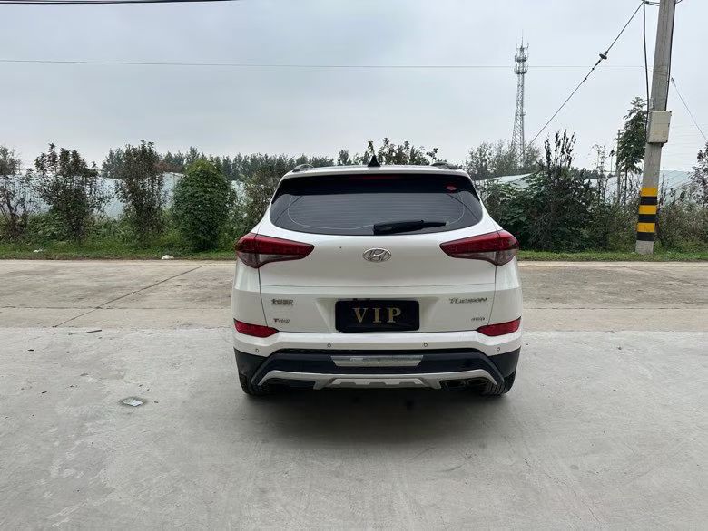 徐州16年现代途胜9