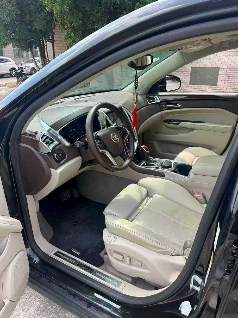 漳州15年凯迪拉克SRX4