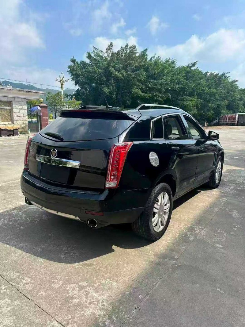 漳州15年凯迪拉克SRX7