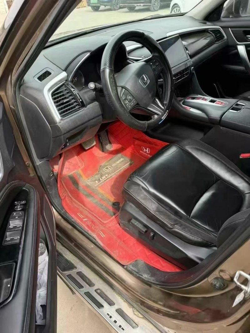 包头17年本田冠道7