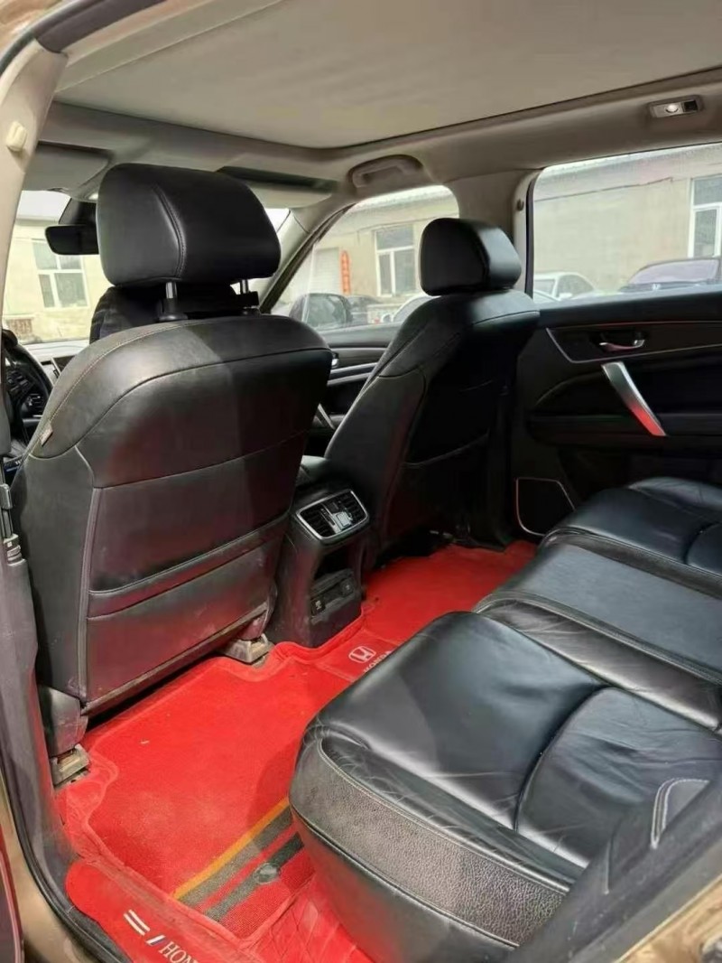 包头17年本田冠道9