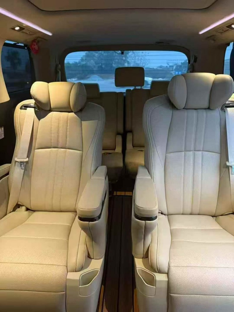 常德17年丰田埃尔法4