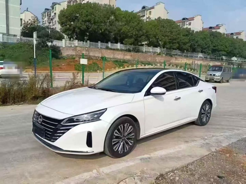 邵阳23年日产天籁2