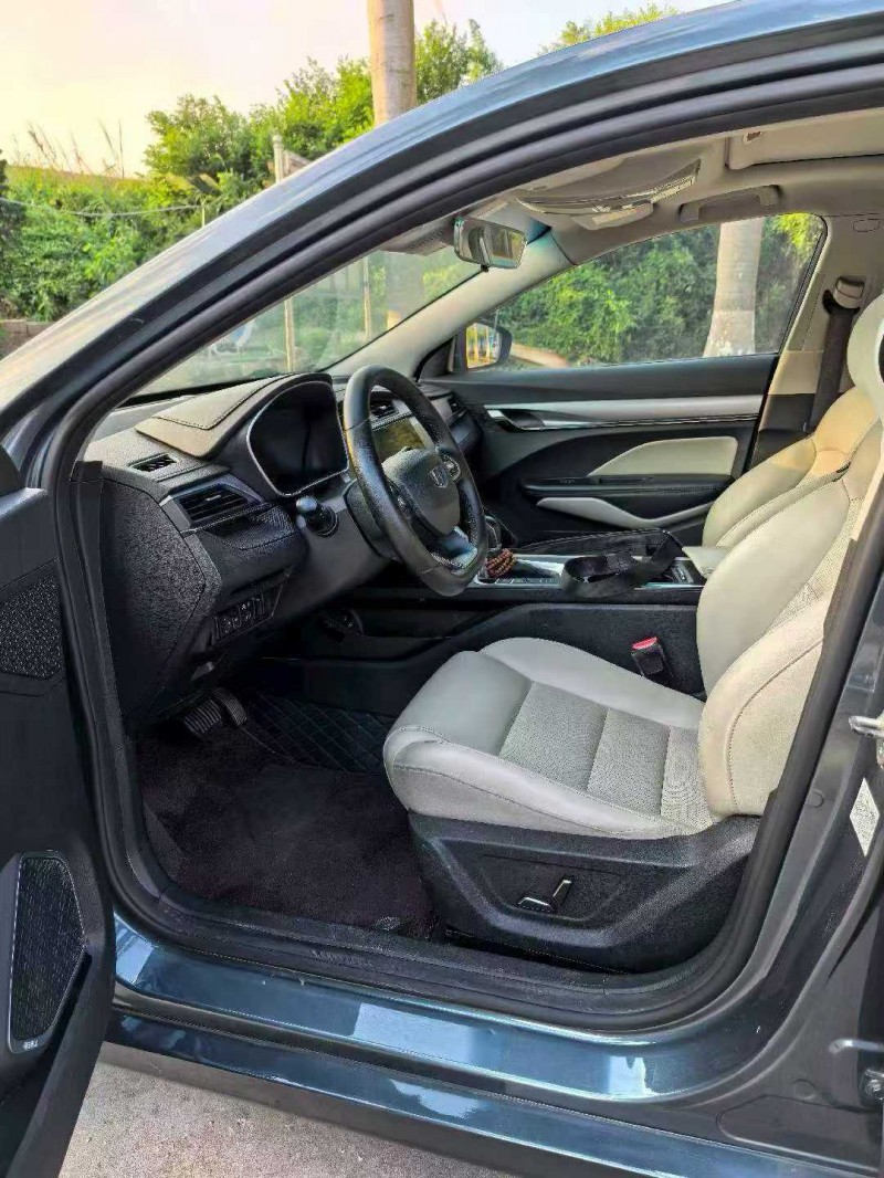 漳州19年吉利缤瑞4