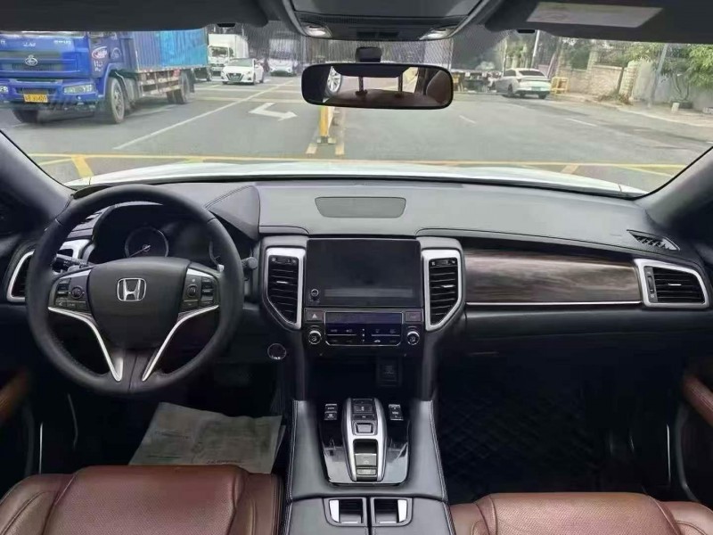 深圳18年本田URV5