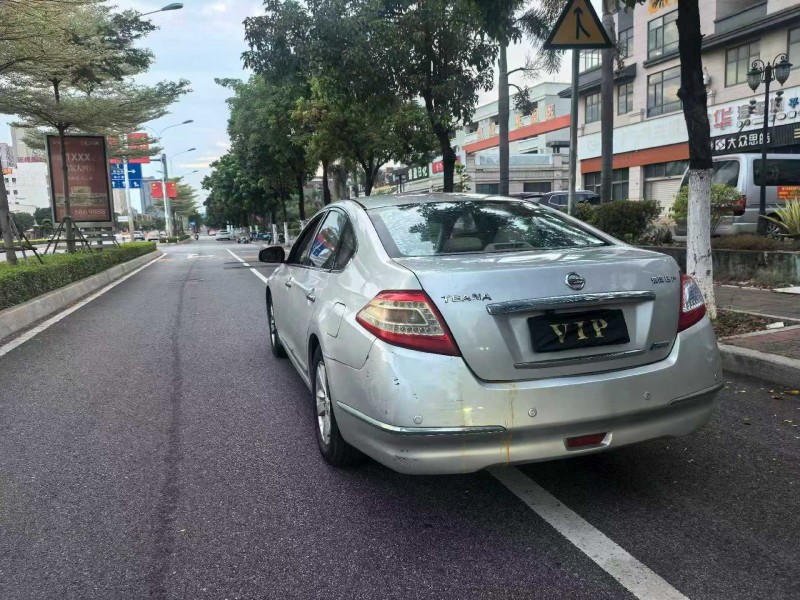 漳州11年日产天籁8