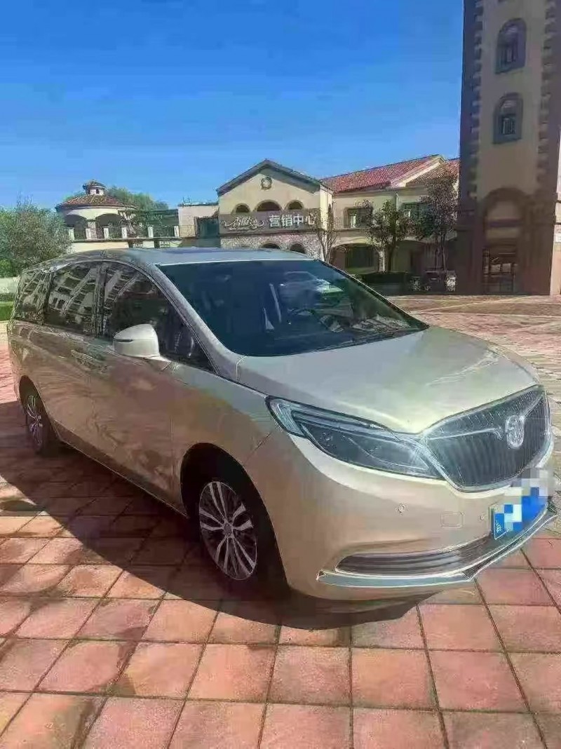 潍坊17年别克GL83