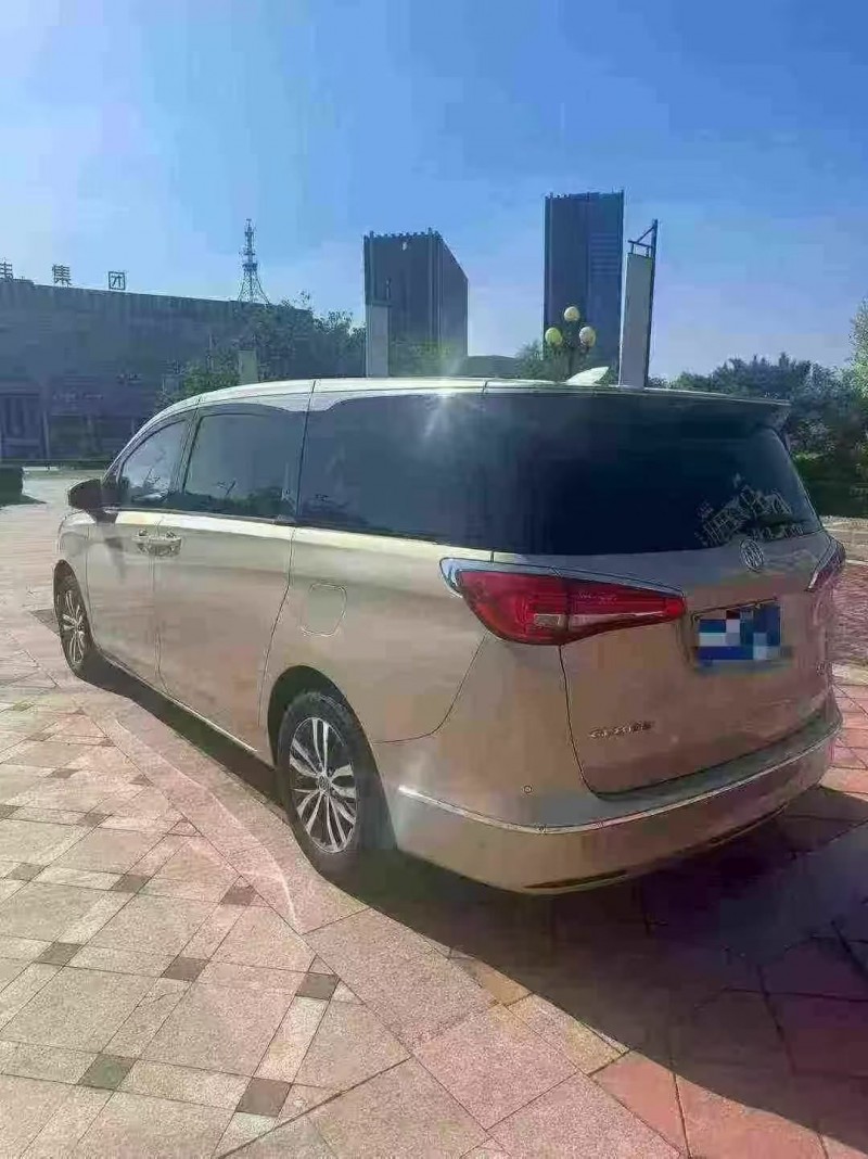 潍坊17年别克GL87