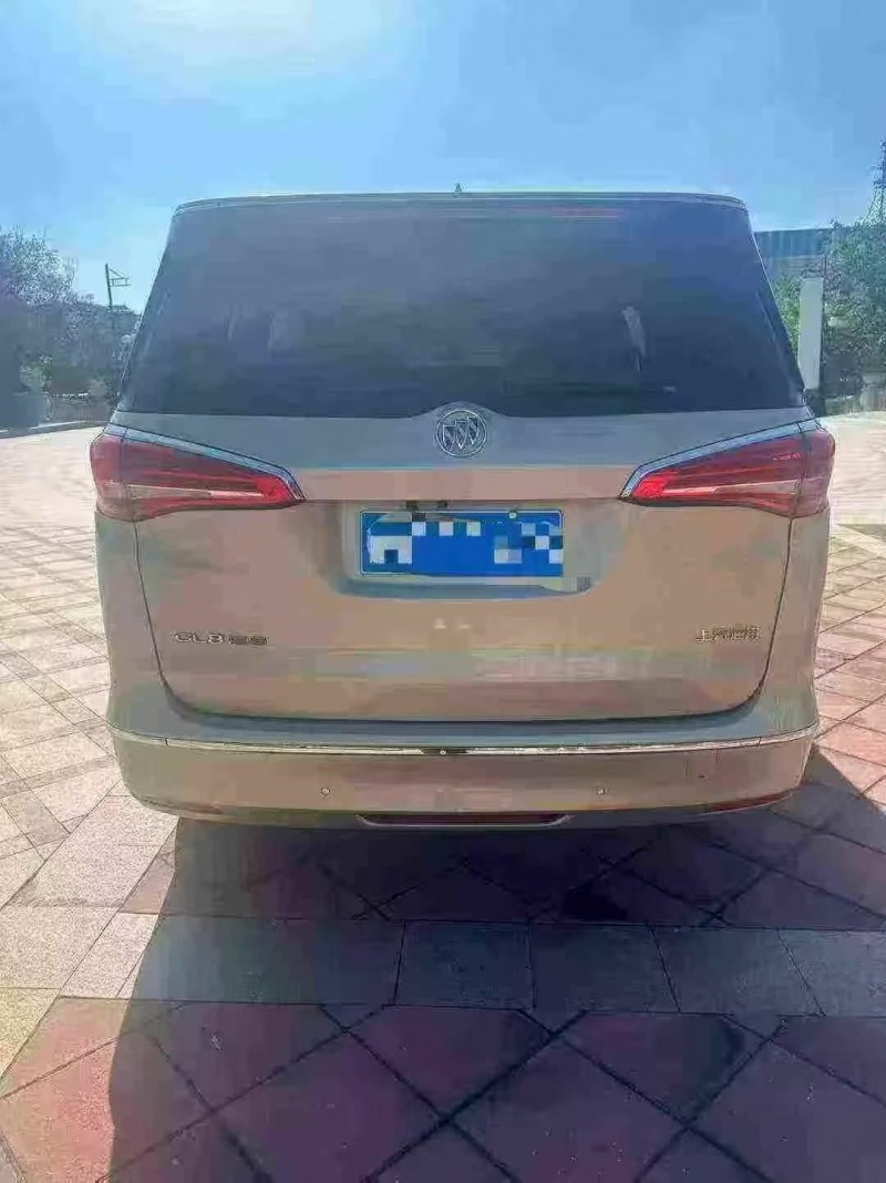 潍坊17年别克GL89