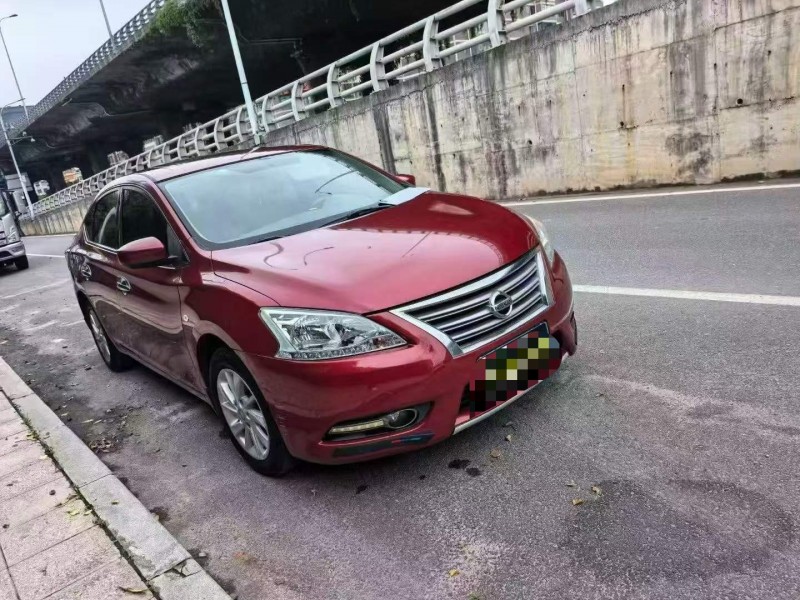 漳州13年日产轩逸3