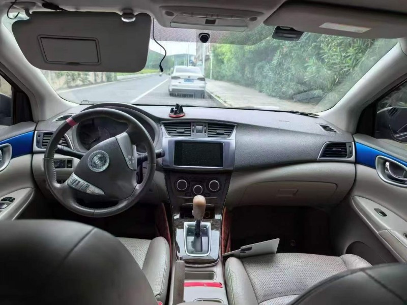 漳州13年日产轩逸4