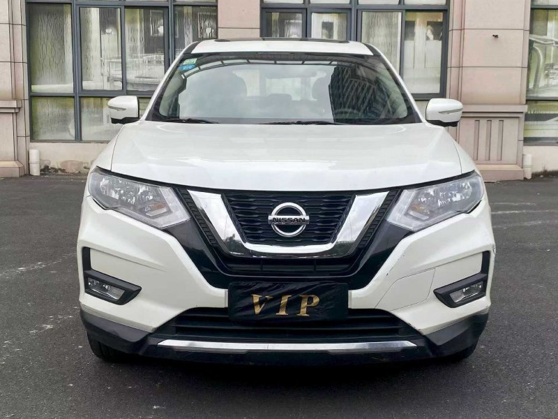 漳州18年日产奇骏1