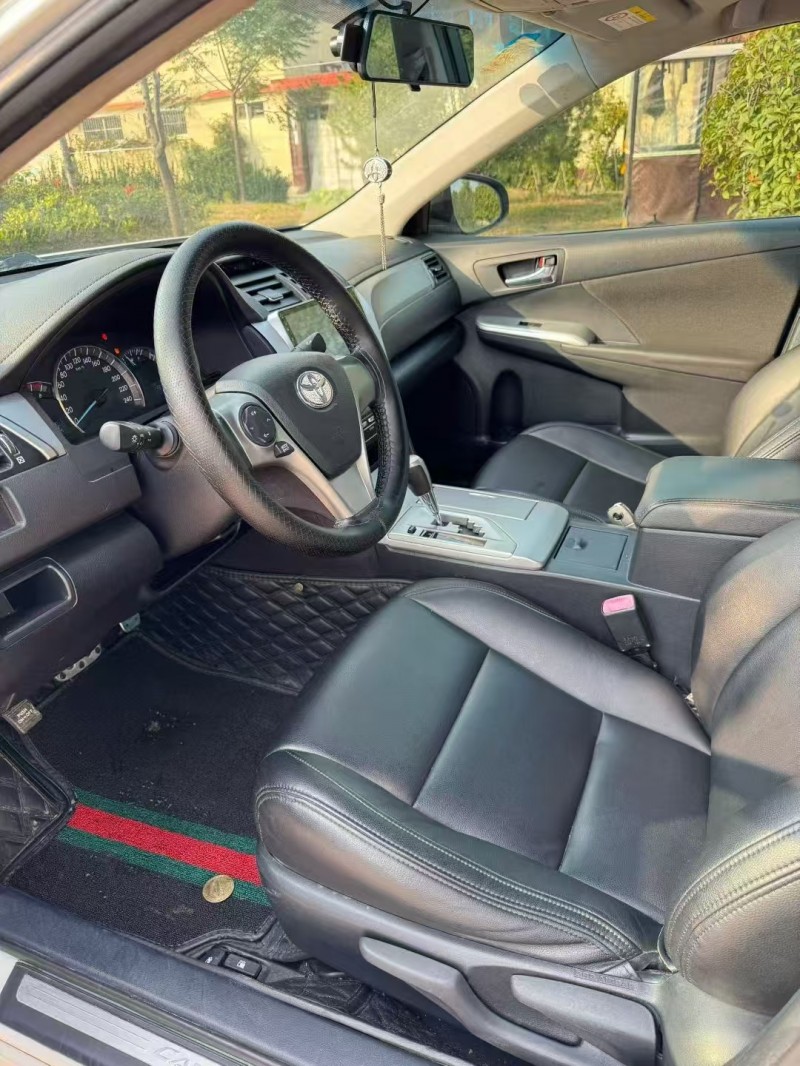 枣庄14年丰田凯美瑞4