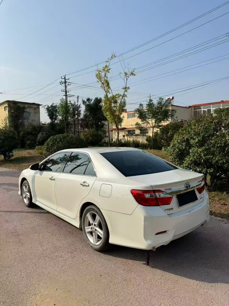 枣庄14年丰田凯美瑞7