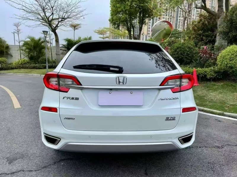 广州20年本田冠道9