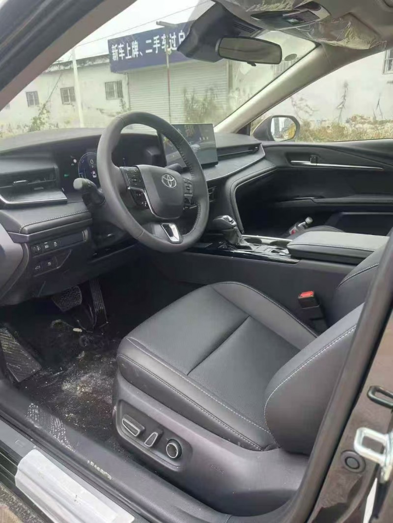 潍坊25年丰田凯美瑞5