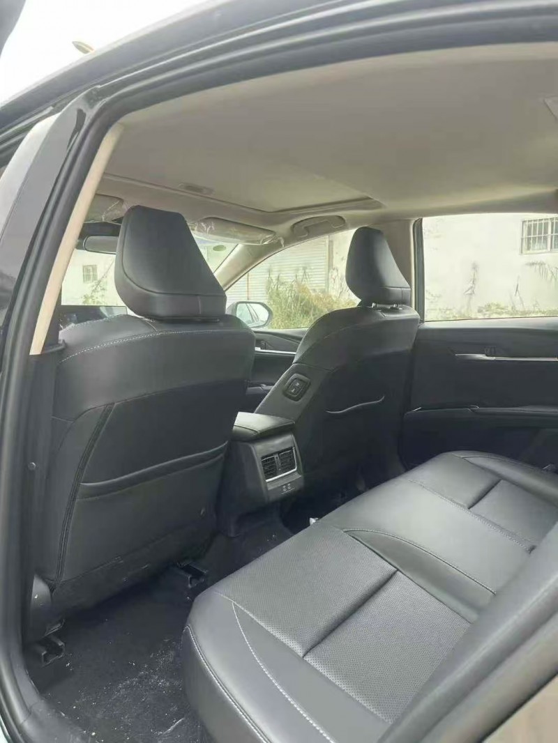 潍坊25年丰田凯美瑞6