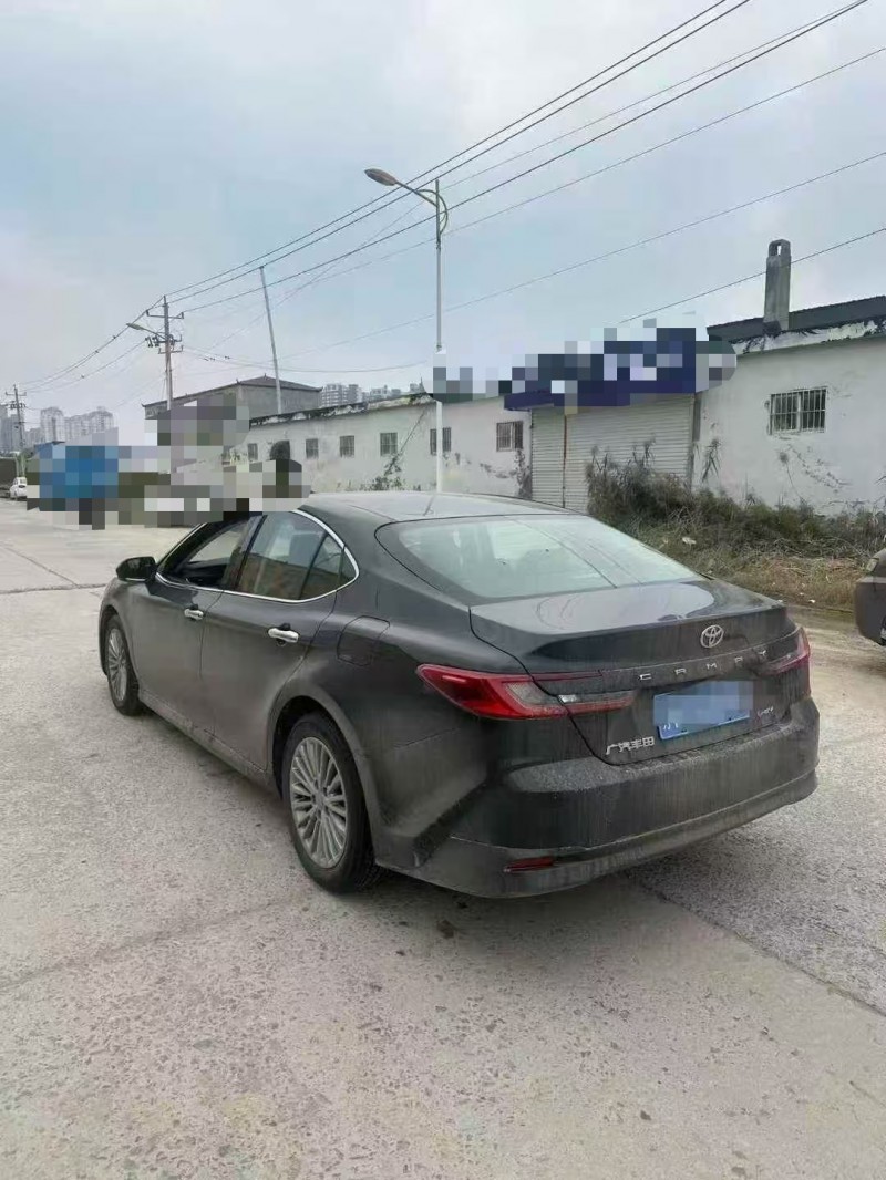 潍坊25年丰田凯美瑞8