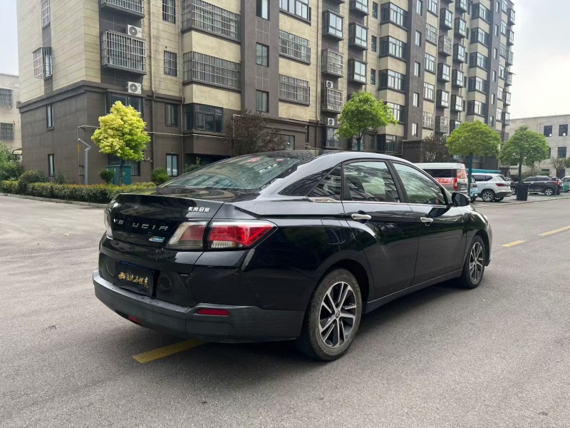 徐州18年启辰D606