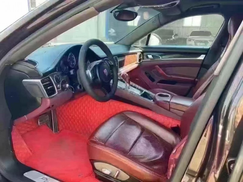 枣庄13年保时捷帕拉梅拉3