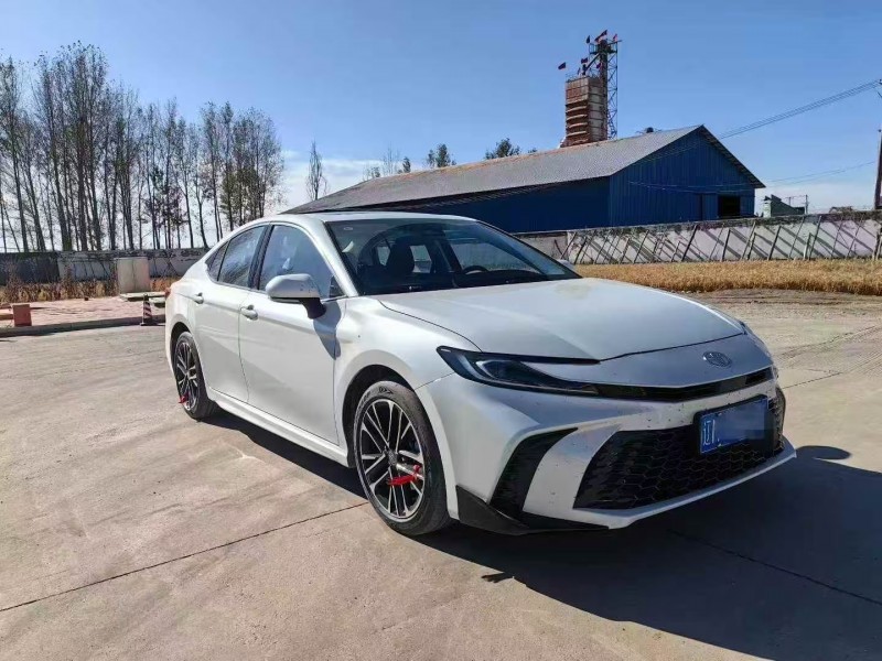 菏泽25年丰田凯美瑞2