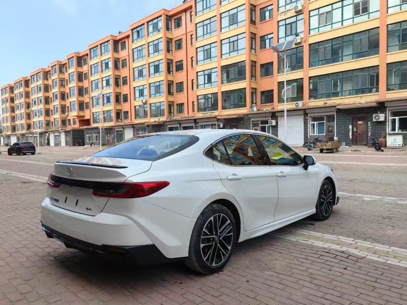 济宁25年丰田凯美瑞7