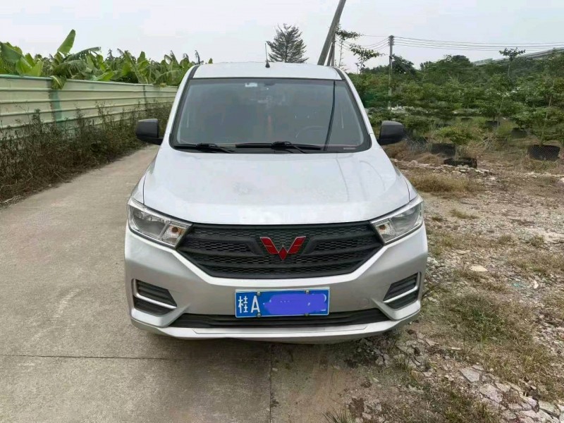 深圳23年五菱汽车宏光1