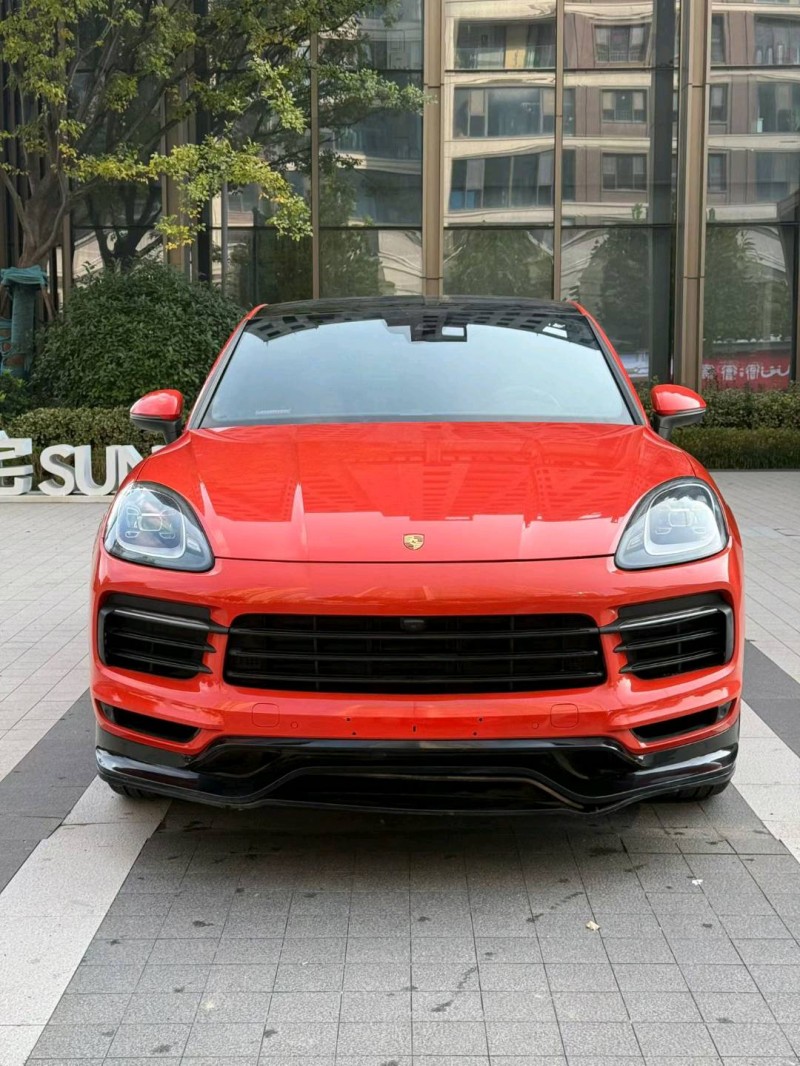 徐州19年保时捷卡宴1