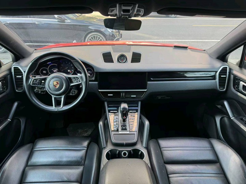 徐州19年保时捷卡宴6