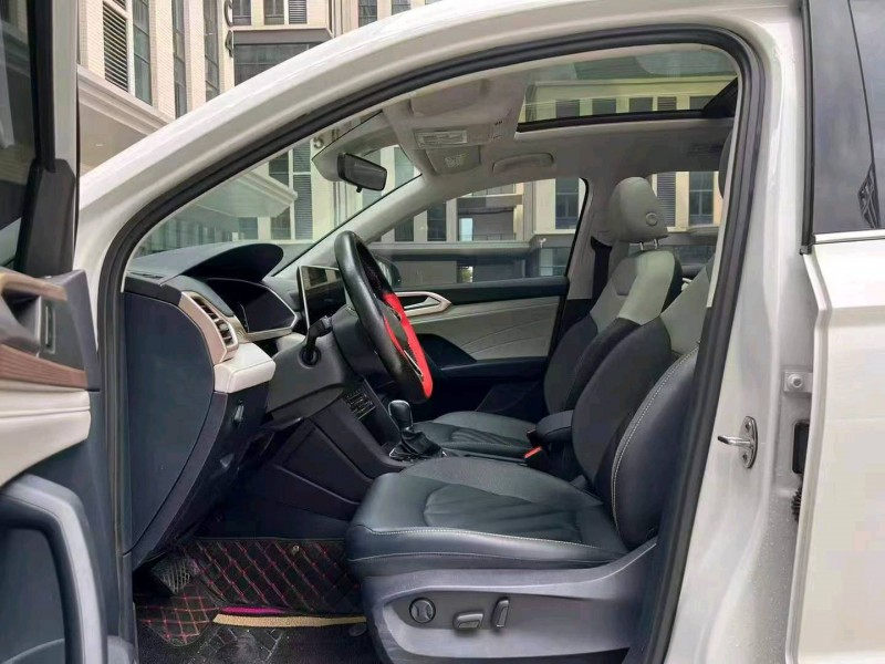 广州23年大众途岳7