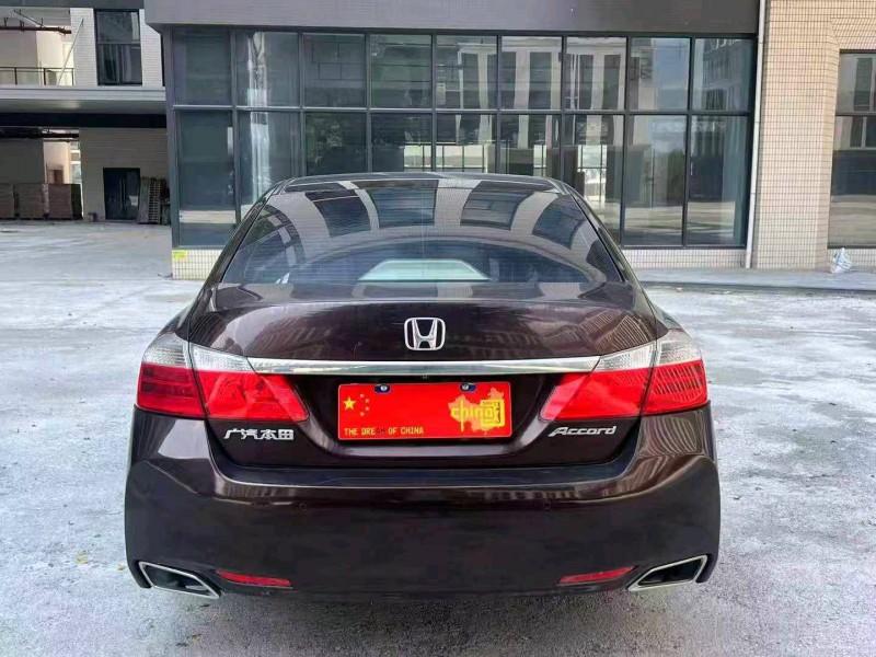 广州15年本田雅阁5