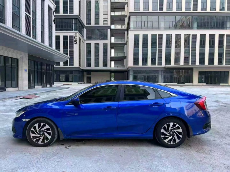 广州19年本田思域4