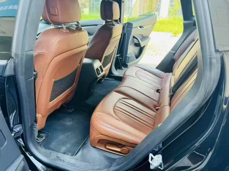 淄博18年玛莎拉蒂Levante5