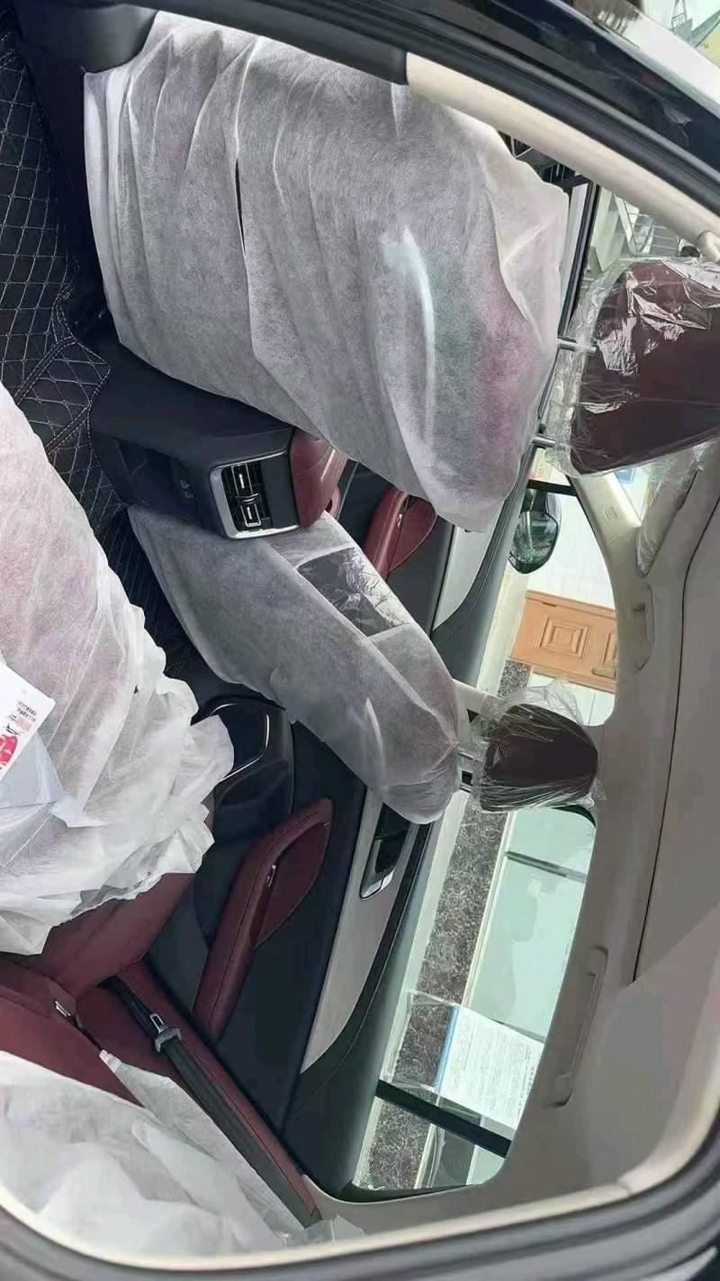 长沙25年红旗H52