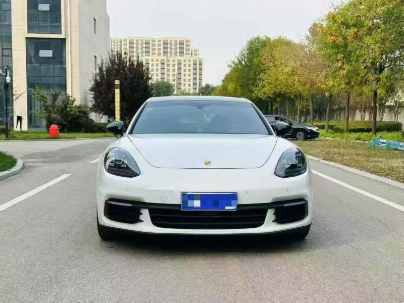聊城20年保时捷帕拉梅拉1