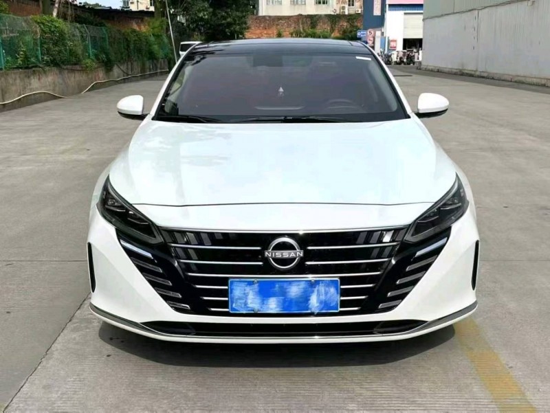 莆田25年日产天籁1