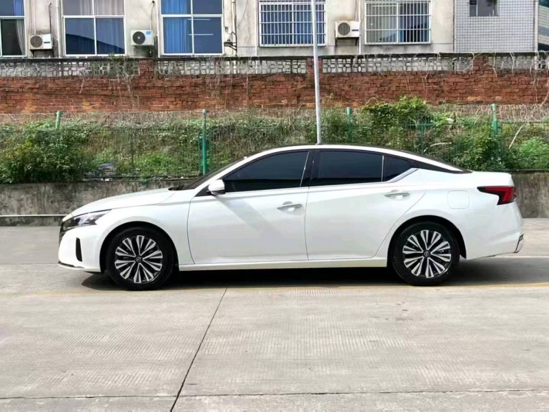 莆田25年日产天籁6