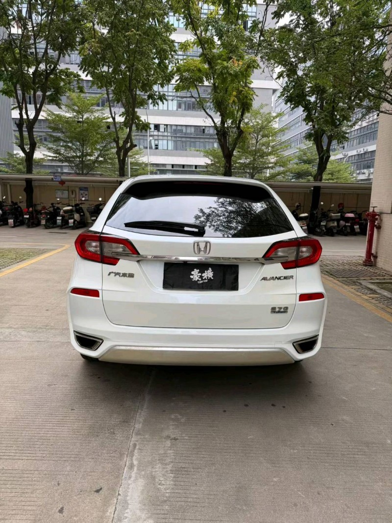 广州18年本田冠道5