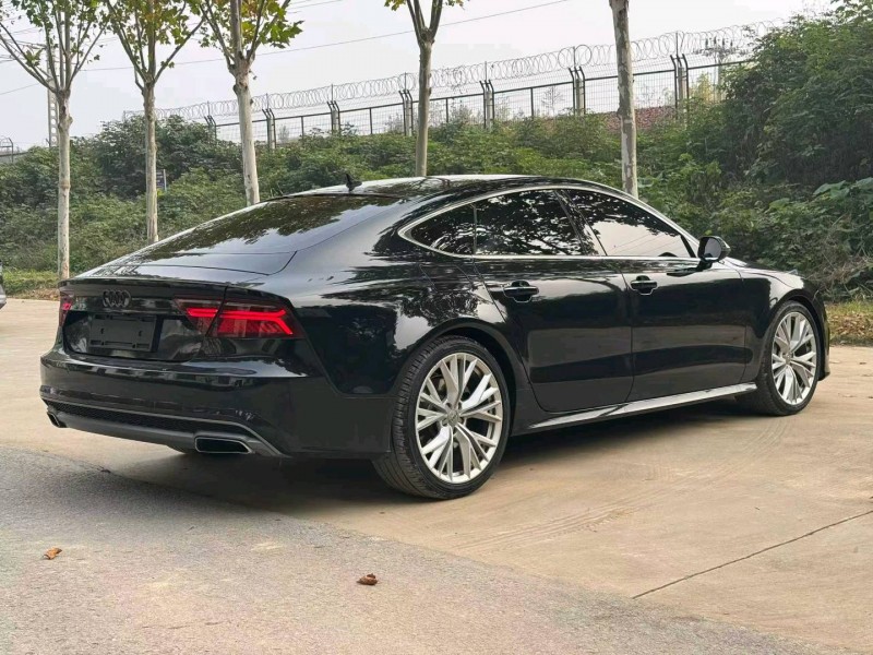 郑州17年奥迪A7L4