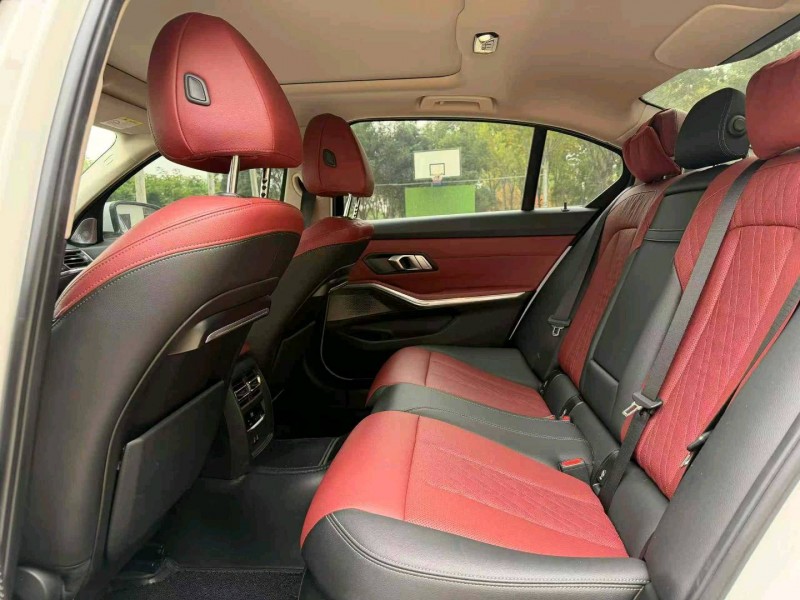 郑州22年宝马3系8